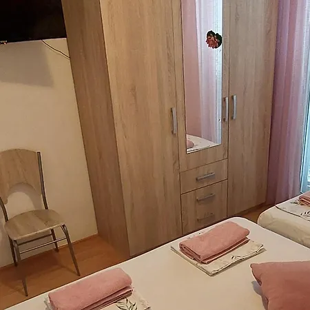 Apartmani Sonja Makarska Exterior photo
