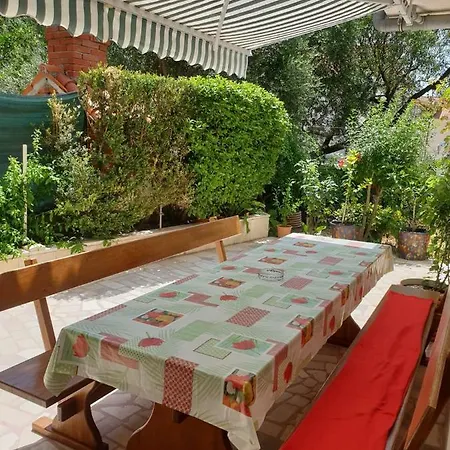 Apartmani Sonja Makarska Exterior photo
