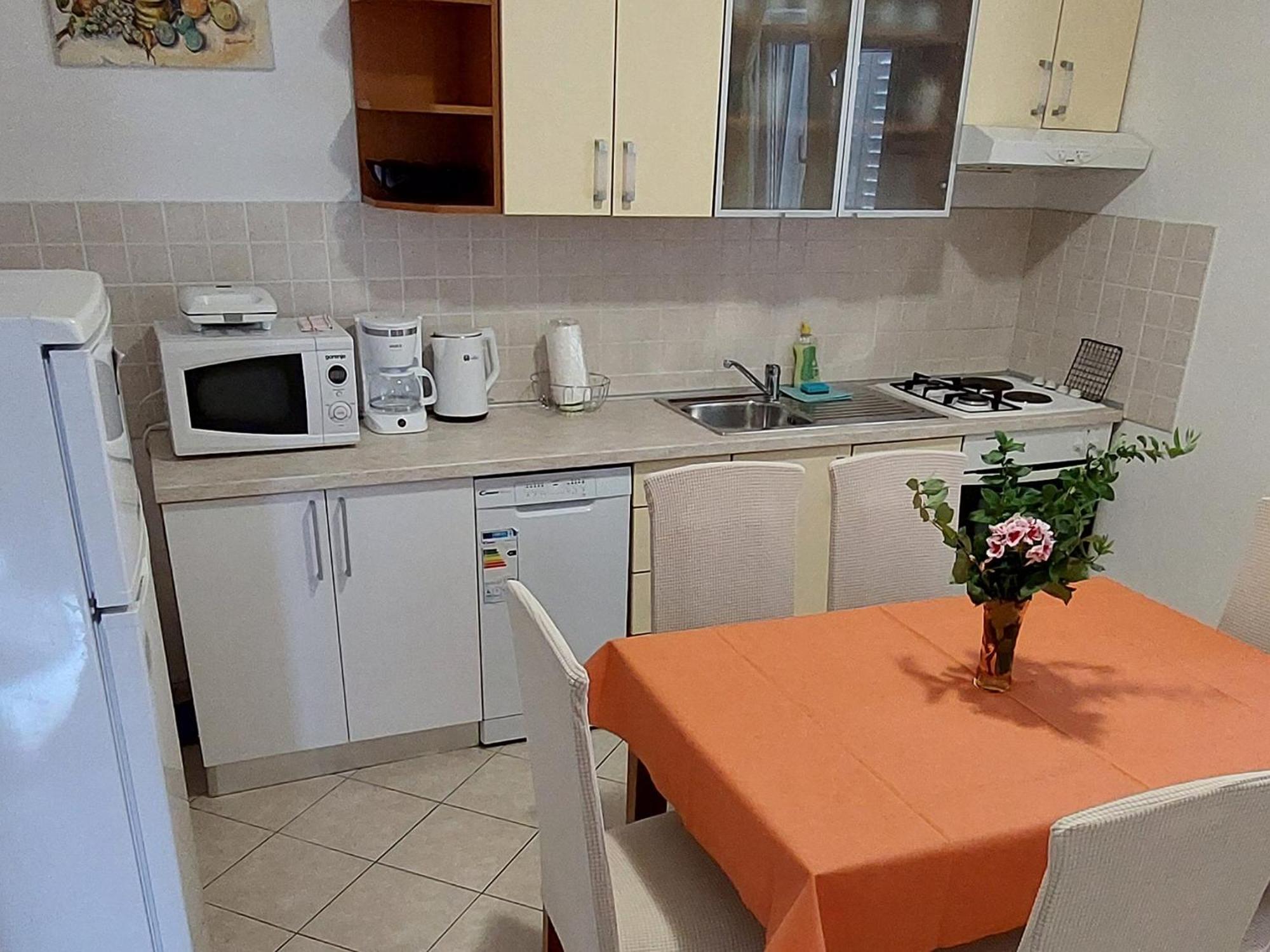 Sonja Apartment *